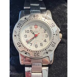 Vintage Tozaj Silver Tone White Face Stainless Steel Band Watch 7.5 Inch